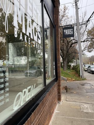 Sweet Magnolias Bake Shop by null