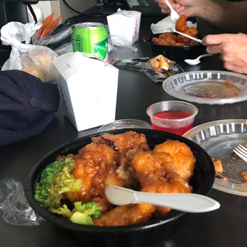 Chow Wok - Orange chicken - Chinese Near Me - Houston, Texas