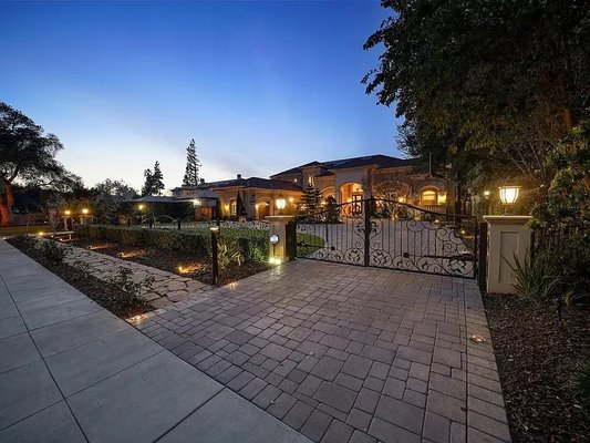 Metal and Wood Fencing Installation - V&M landscaping of San Jose, CA is a full-service landscaping company with a straightforward and unique design/build philosophy. We believe in having one landscape designer handle the job from its conception on paper, to the realization on your property. By doing this you are able to communicate and work with a single individual, where you can share your thoughts and ideas in order to bring them to life.


Our Services includes:

Pavers
Decks
Pergolas
Fire Pits
Concrete
Metal and Wood Fencing
Water Features
Lighting Installation
Outdoor Kitchens
Sod and automatic sprinkler installation
Garden and Landscape Design
Hardscape Construction
Our mission is to provide our neighbors complete landscape services that improve their quality of life as well as preserving our amazing natural environment. What makes us different is our employees, and our commitment to integrity and professionalism. We use the best products and methods. We are friendly, professional, and continue to expand our skills and knowledge of the landscape industry in the San Francisco Bay Area.