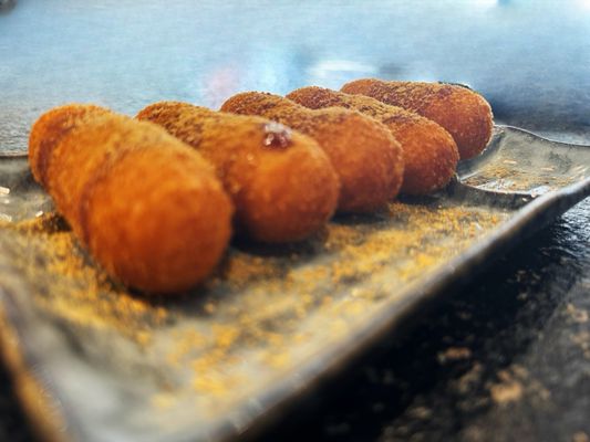 BOS' SiChuan Taste一碟川菜馆 by null