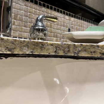 The Whitehall Hotel - Moldy sink - Hotels Near Me - Chicago, Illinois