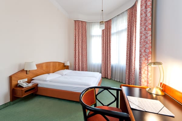 Hotel Johann Strauss by null