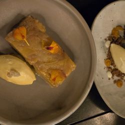 Bar Lupulus - Upside down peach cake w ice cream & two way brownie w shiitake infused ice cream
