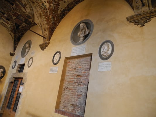 Palazzo Chigi Saracini by null