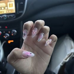 Wonderlust Nails Spa
