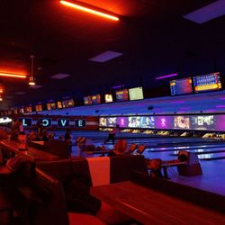 Bowlero Lynnwood - Saturday afternoon