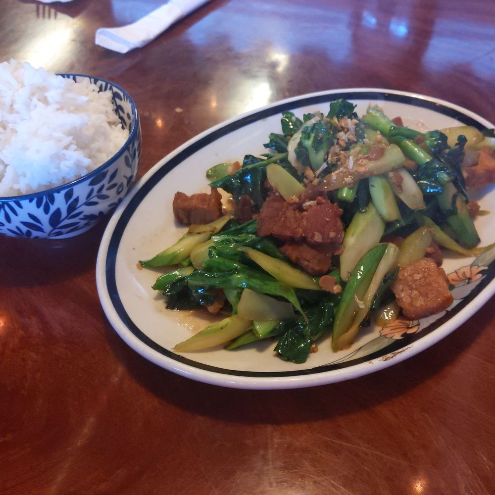 Maya Thai - Crispy Pork w/Chinese Broccoli & steamed rice - Thai Near Me - Las Vegas, Nevada Maya Thai - Crispy Pork w/Chinese Broccoli & steamed rice - Thai Near Me - Las Vegas, Nevada