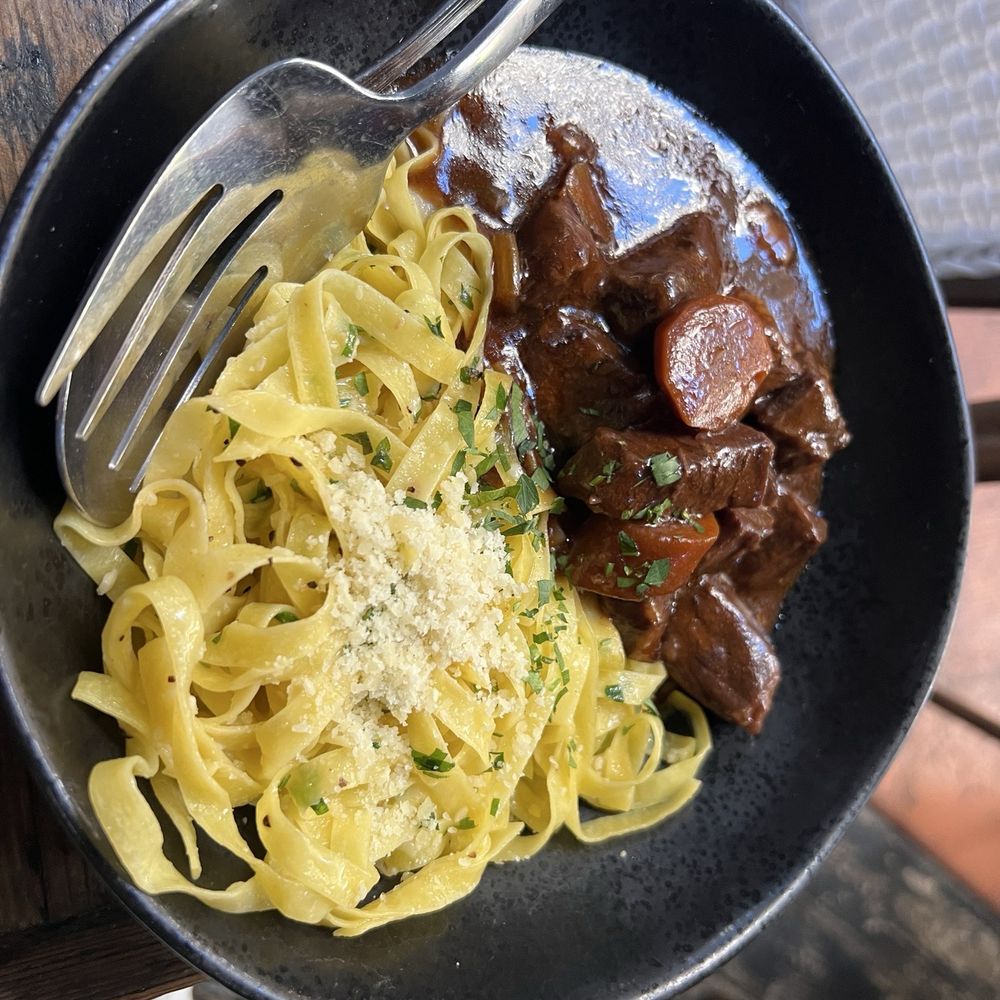 French Alpine Bistro - Red wine beef - French Near Me - Aspen, Colorado French Alpine Bistro - Red wine beef - French Near Me - Aspen, Colorado