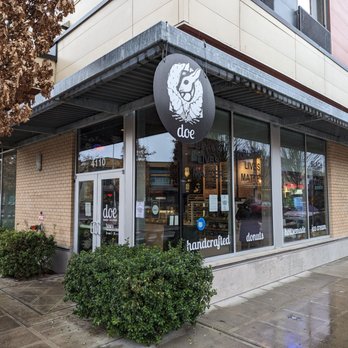Doe Donuts - Donuts Near Me - Portland, Oregon