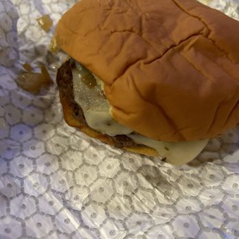 Hat Creek Burger Company - Southwest burger - Burgers Near Me - Austin, Texas