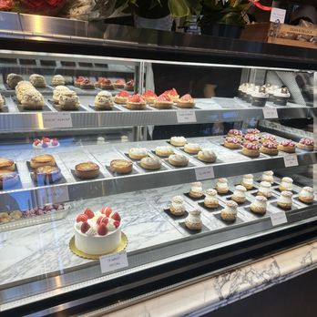 Dean & Deluca Hawaii - Sandwiches Near Me - Honolulu, Hawaii