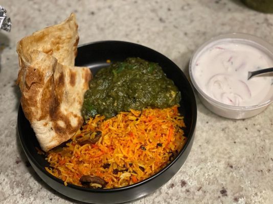 Saravanaa Bhavan by null