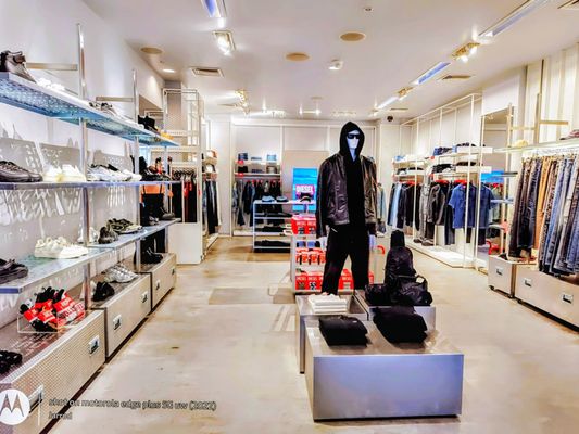 DIESEL®】ウィメンズ レギュラーデニム｜ディーゼル公式