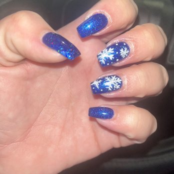 Amy's Nail Spa - Winter nails 2022 by Tiffany - Nail Salons Near Me - Winter Park, Florida