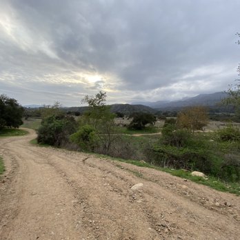 Ventura River Preserve - Sunset hike on a cloudy day!! - Hiking Near Me - Ojai, California