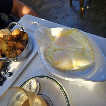Great Maple San Diego - Eggs over easy - Breakfast & Brunch Near Me - San Diego, California