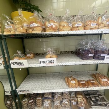 Starbread Bakery - Shelf of treats to choose from - Filipino Near Me - Sacramento, California Starbread Bakery - Shelf of treats to choose from - Filipino Near Me - Sacramento, California