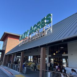 Lazy Acres Market