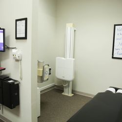 Perez Chiropractic & Wellness - Exam and X-Ray room. Not to look is to guess and we will never guess about your health.