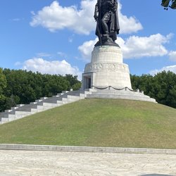 Sowjetisches Ehrenmal