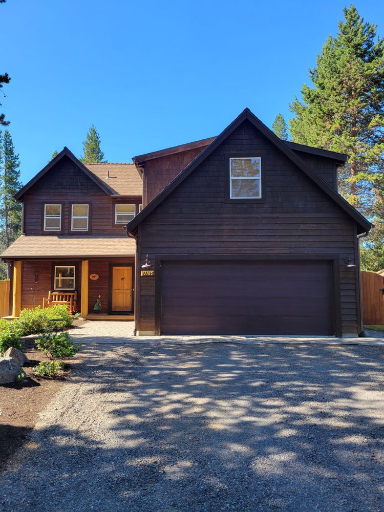 Central Oregon Garage Door - Garage Door Contractor in Redmond, OR