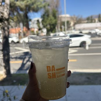 Dash Coffee Bar - Yuzu Refreshers - Coffee & Tea Near Me - Pasadena, California