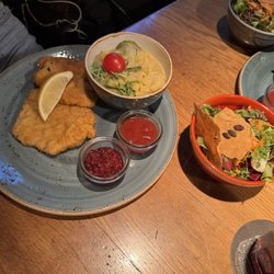 Toni's by Wenisch - Schnitzel