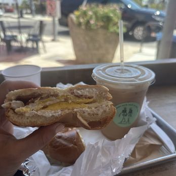 Undergrind Cafe - Mike's Bagel with cream cheese, vanilla bean latte which - Cafes Near Me - Los Angeles, California Undergrind Cafe - Mike's Bagel with cream cheese, vanilla bean latte which - Cafes Near Me - Los Angeles, California