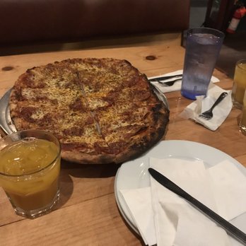 Flatbread Company - Large pepperoni pizza Extra cheese, extra peperoni with mango juice - Pizza Near Me - Paia, Hawaii Flatbread Company - Large pepperoni pizza Extra cheese, extra peperoni with mango juice - Pizza Near Me - Paia, Hawaii