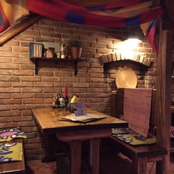 Casa De Piedra - Restaurante Mexicano
