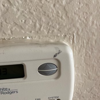 Aerify Heating and Air - This wasn't here before they started. The dust on top doesn't come off I've scrubbed. - Heating & Air Conditioning/HVAC Near Me - Lakeside, California