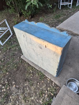 Your Neighbors Moving & Storage LLC
