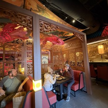 Ling Long - Love love the deco - Asian Fusion Near Me - Oklahoma City, Oklahoma Ling Long - Love love the deco - Asian Fusion Near Me - Oklahoma City, Oklahoma