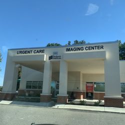 Piedmont HealthCare Statesville Urgent Care - Front of building