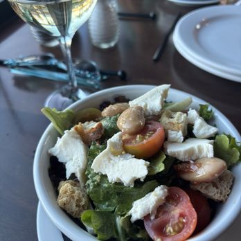 Federal Pizza - Tatum Blvd - Tuscan panzanella salad - Pizza Near Me - Phoenix, Arizona