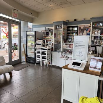 Coffee Up Roastery - Entrance - Coffee & Tea Near Me - Fullerton, California