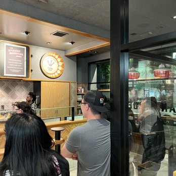 Salt & Straw - Ice Cream & Frozen Yogurt Near Me - Burlingame, California