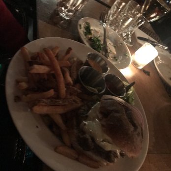 Cafe Rue Dix - French Near Me - Brooklyn, New York