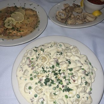 Renzo's Pizza & Restaurant - Pizza Near Me - Mount Sinai, New York