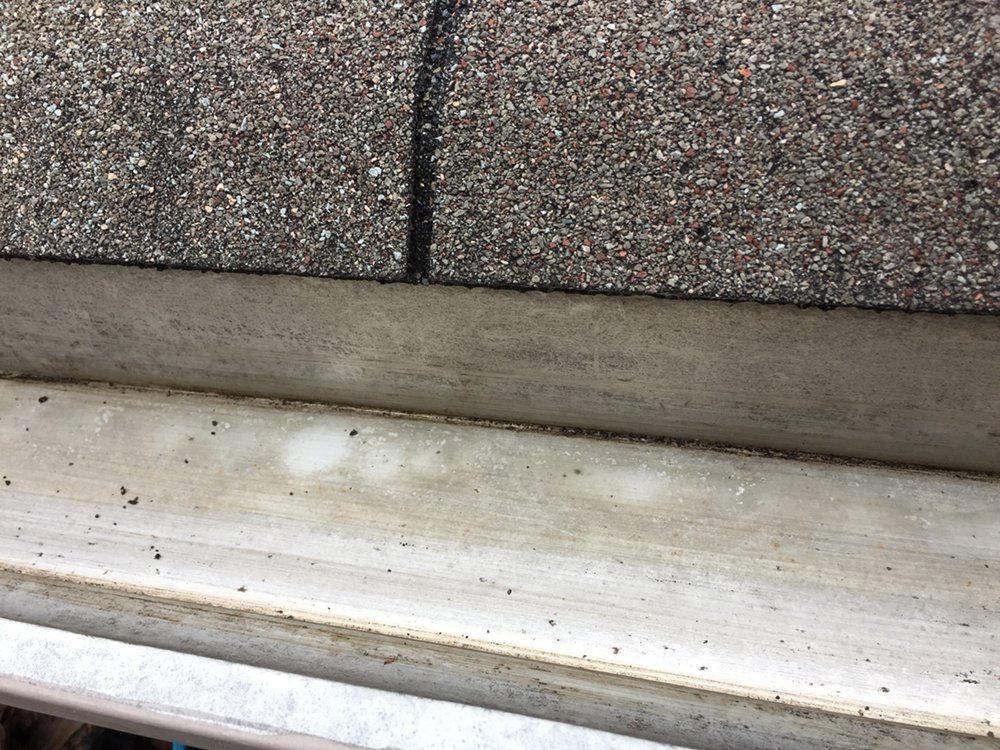 Slide of Leaf It to the Pros