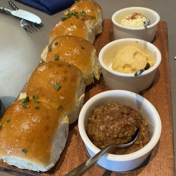 Ale & Compass Restaurant - Parker House Rolls and Spreads - American Near Me - Lake Buena Vista, Florida Ale & Compass Restaurant - Parker House Rolls and Spreads - American Near Me - Lake Buena Vista, Florida