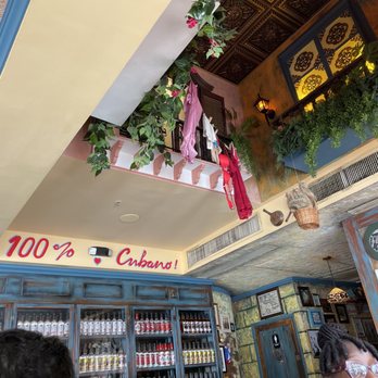 La Mulata - Cool decor - Cuban Near Me - Miami Beach, Florida La Mulata - Cool decor - Cuban Near Me - Miami Beach, Florida