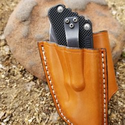 Condos Custom Leather - Awesome horizontal sheath made for my Buck/Strider folder.