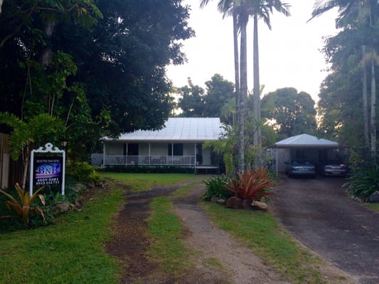 South Pacific BnB Clifton Beach, Cairns Queensland by null