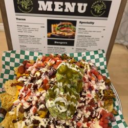 Gordo's Tacos - Loaded nachos