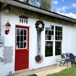 The Rusty Nail Winery - The tasting room
