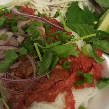 TD Seafood & Phở House - Noodles, beef flank (raw, it cooks when dipped in hot broth), veggies and other toppings for pho - Vietnamese Near Me - Harvey, Louisiana TD Seafood & Phở House - Noodles, beef flank (raw, it cooks when dipped in hot broth), veggies and other toppings for pho - Vietnamese Near Me - Harvey, Louisiana