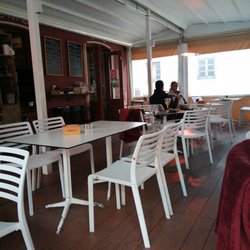 La Cuarentena - Outdoor covered area.