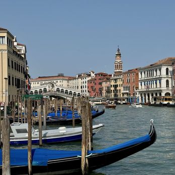 Canal Grande - Landmarks & Historical Buildings Near Me
