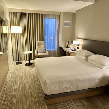 Hyatt Regency Seattle - Hotel room - king bed - Hotels Near Me - Seattle, Washington Hyatt Regency Seattle - Hotel room - king bed - Hotels Near Me - Seattle, Washington